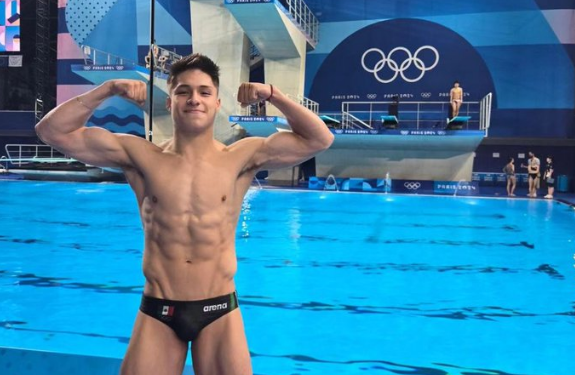 ¡Osmar Olvera gana Bronce en trampolín individual!