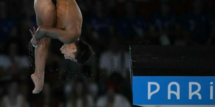 Se le escapa a Randal Willars la medalla en la plataforma