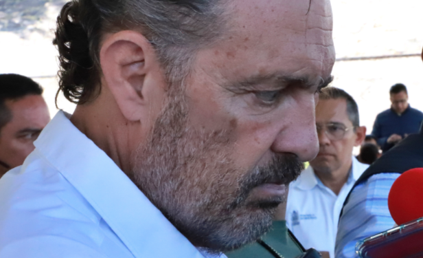 Intervienen semáforos en San Juan