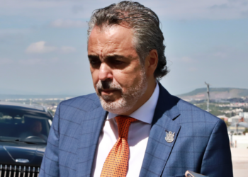 Gobierno y partido,  ¿sana distancia?