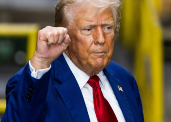 Trump amenaza con aranceles a vehículos procedentes de México