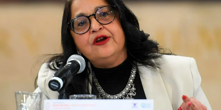 AMLO le exige a ministra Norma Piña solucionar un asunto de pago de impuestos