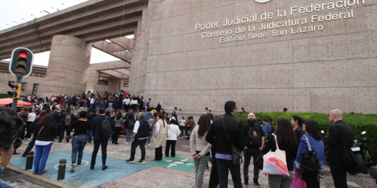 Pide Gobierno Federal se suspenda salario a trabajadores en paro
