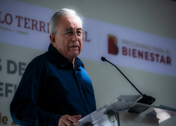 Si lo pide FGR, Rocha Moya debe declarar sobre Mayo: AMLO 