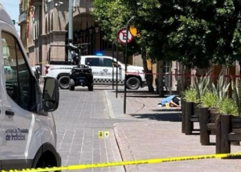 Atacan joyerías en Celaya y mueren cuatro personas