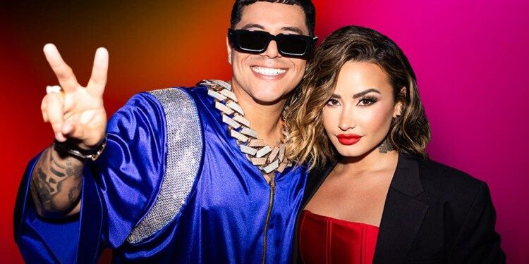 Demi Lovato se pone “Chula”