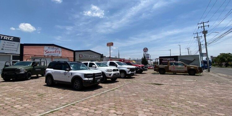 Aseguran bodega y clausuran toma clandestina en prolongación Bernardo Quintana