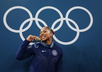Retira TAS medalla de Bronce a la gimnasta Jordan Chiles 