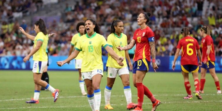 Brasil y Estados Unidos a la final del futbol femenil
