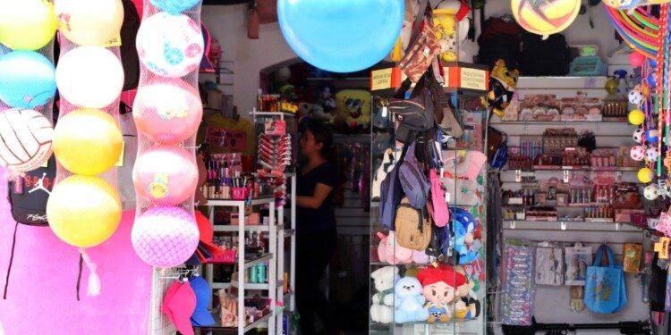 Renuevan licencias 75% de las empresas en la Capital