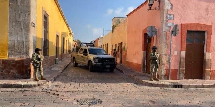 DESPLIEGA MARINA OPERATIVO EN CAPITAL