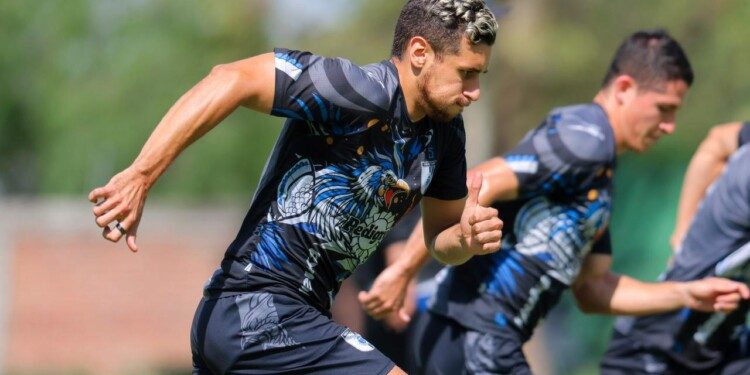 Debuta portero mexicano Alex Padilla con el Athletic