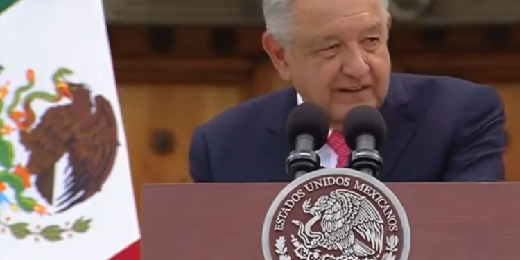 “El sistema de salud no es como en Dinamarca, es mejor”, asegura AMLO