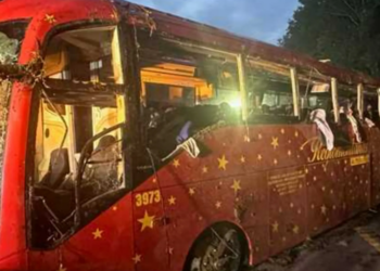 Siete víctimas de volcadura de autobús en Mississippi son mexicanas, confirma SRE