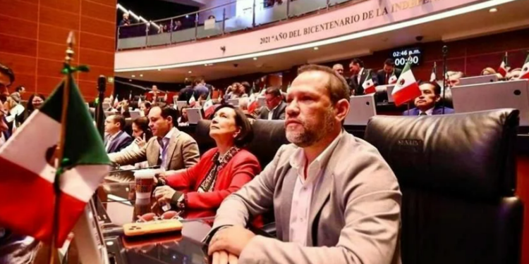 Se pintaría de verde senador Barreda, actualmente en MC
