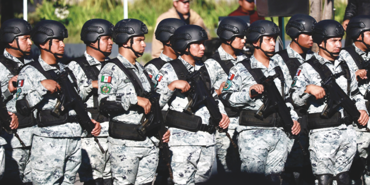 Sedena reporta 30 detenidos y 32 muertos por violencia en Sinaloa