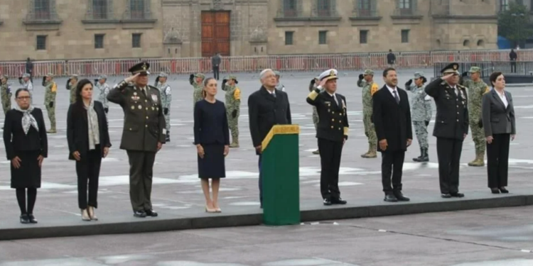 Homenajean AMLO y Sheinbaum a víctimas de sismos 