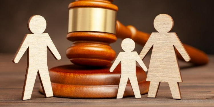 Denuncian red de extorsión que utiliza a menores contra padres en proceso de divorcio