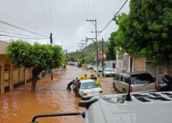 Reporta AMLO 8 fallecidos por ‘John’ en Guerrero