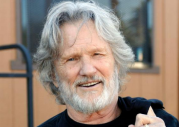 Murió Kris Kristofferson, protagonista de la película ‘Nace una estrella’, a los 88 años