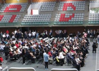 Hay quórum, presume Morena; es irregular, revira Oposición 