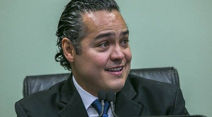 SALA REGIONAL REGRESA DIPUTACIONES A MORENA