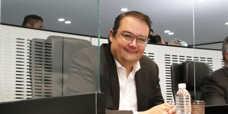 Guillermo Vega asumirá la coordinación del Grupo Parlamentario del PAN en la LXI Legislatura