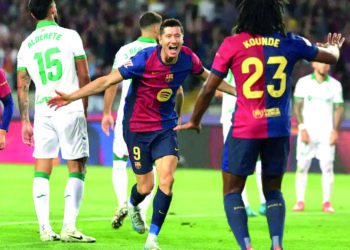 Da Lewandowski séptimo triunfo consecutivo al Barça