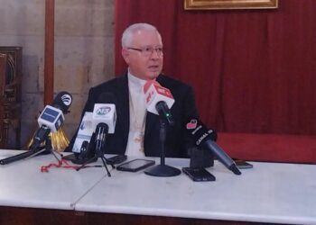 AMLO deja un país peor de como lo recibió: Cardenal Robles Ortega