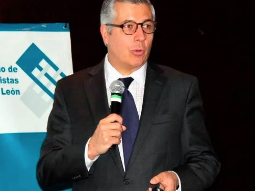 Plan de trenes no debe arriesgar finanzas públicas: CIEP