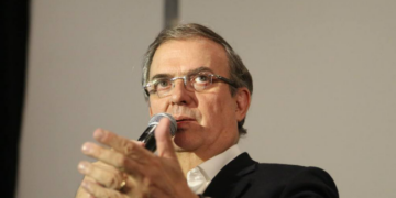 Marcelo Ebrard realiza nombramientos en la Secretaría de Economía