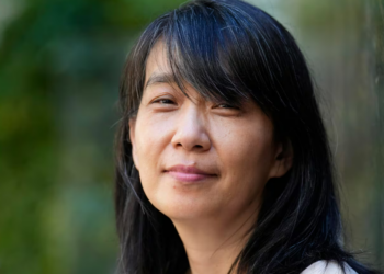 Gana la escritora surcoreana Han Kang el Premio Nobel de Literaura