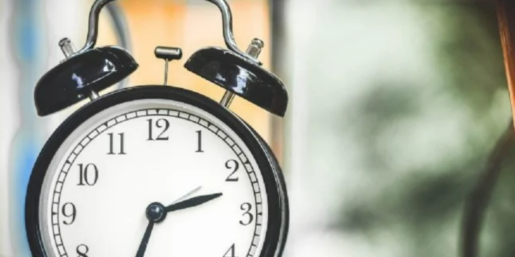 Habrá cambio de horario en estados fronterizos