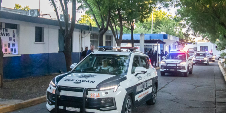 Regresan las armas a policías municipales de Culiacán