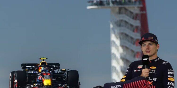 Red Bull no puede obligar a la gente a quedarse: Verstappen