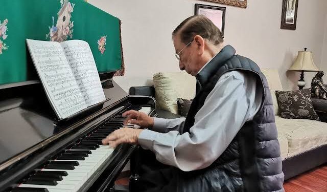 ASALTAN AL MAESTRO AURELIO OLVERA