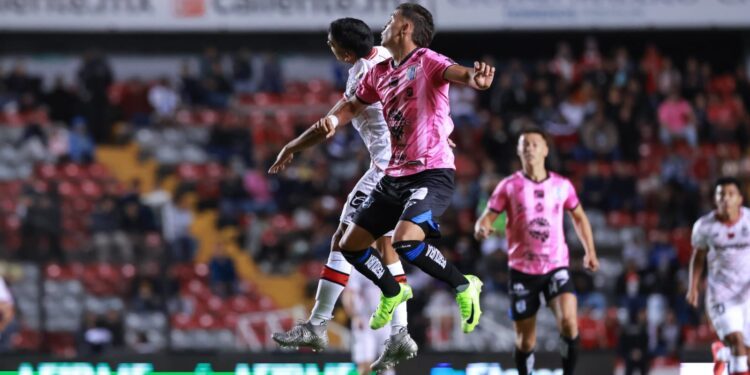 Gallos Blancos cae ante el Toluca