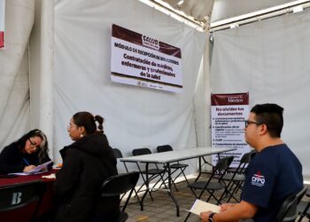 Comienzan en Querétaro contratación de personal de salud para programa federal Médico en tu Casa