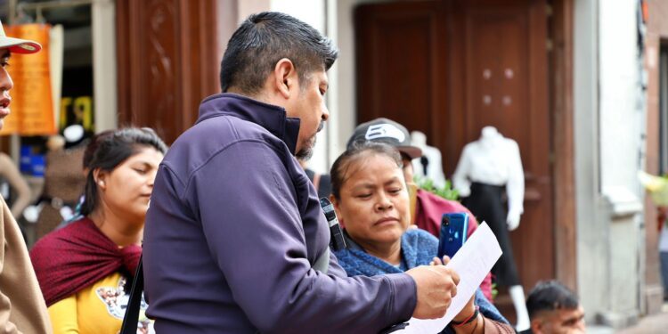 Uso de la fuerza pública, como último recurso en retiro de comerciantes: Felifer Macías