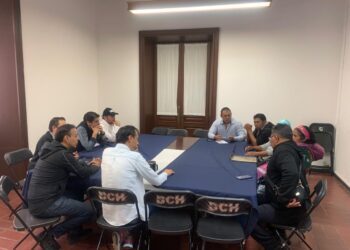 Acordaron vendedores y autoridad tregua en centro