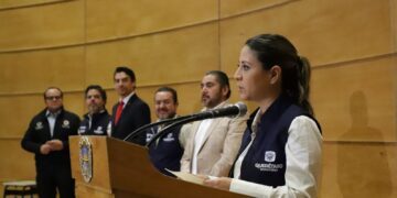 Reconoce municipio colocación de adornos “chinos” por celebración de Día de Muertos en la Alameda