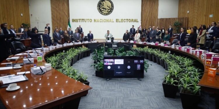 Buscan transparentar compra de medicinas