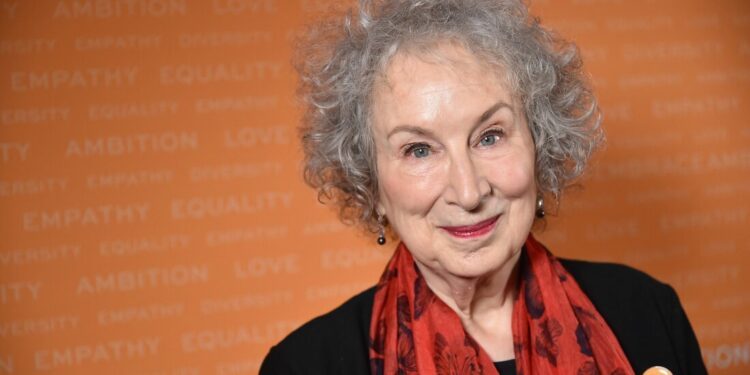 La IA despreocupa a Margaret Atwood