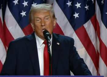 Donald Trump emite mensaje triunfal