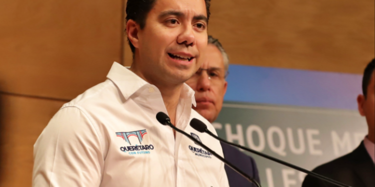 Derrama de 230 mdp deja puente