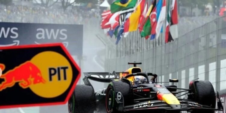 Un desastre total la carrera de Sergio Pérez en Brasil