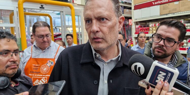 Es necesario que entren los privados al proyecto energético, señala gobernador
