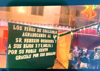 Agradecen al ‘Mencho’ por regalos en Coalcomán, Michoacán