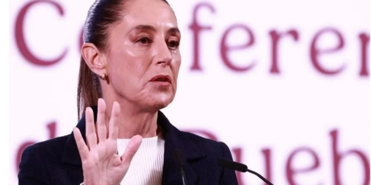 México repatriará a deportados, afirma Claudia Sheinbaum
