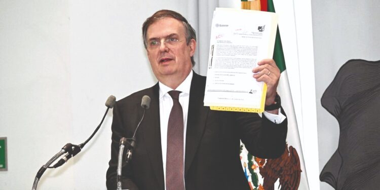 Van contra aduanas